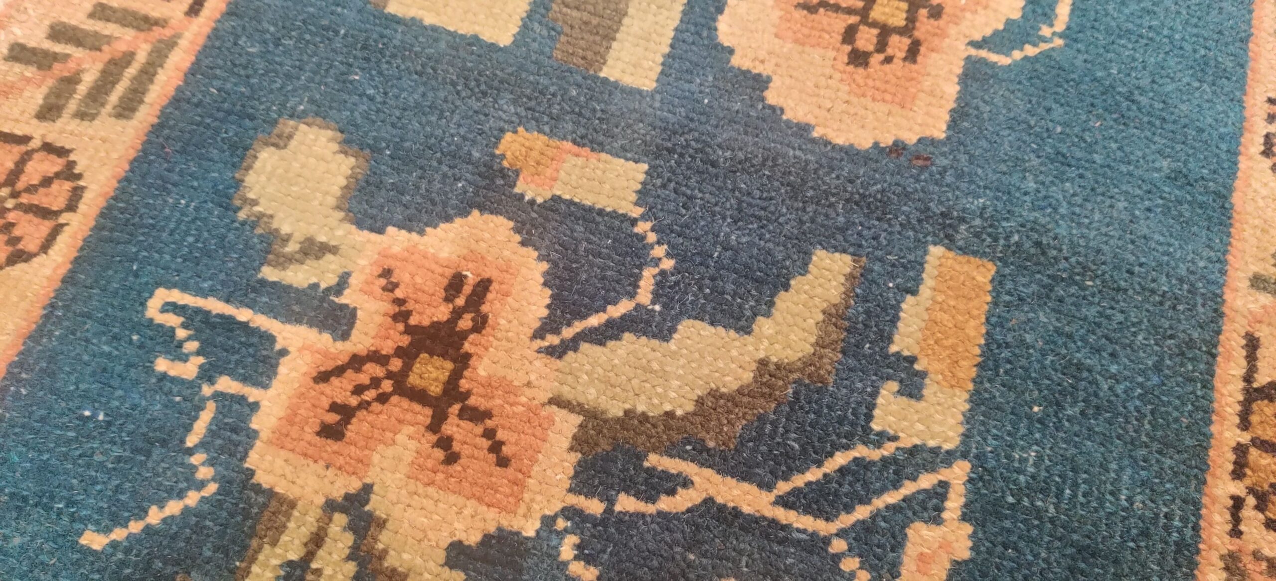 Why You Should Invest In A Luxury Rug